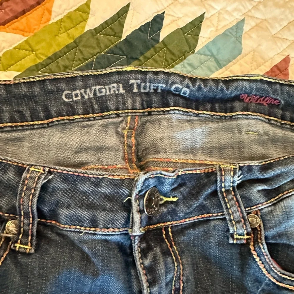 Cowgirl Tuff Women's Blue Jeans - Picture 4 of 5